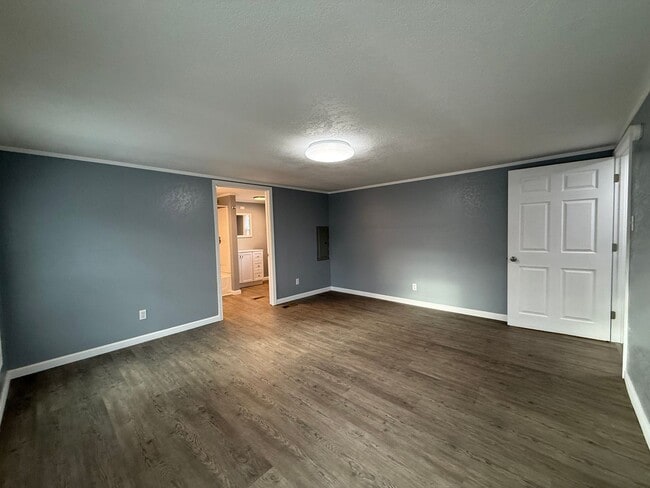 Building Photo - 3 Bedroom 2 Bathroom Home located in Baileyton, TN