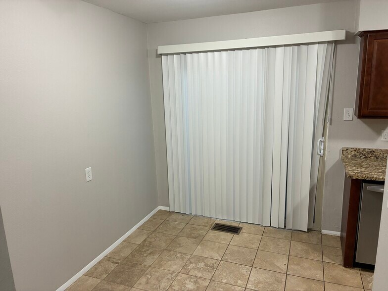 Dining Area - 6495 Happy Canyon Rd