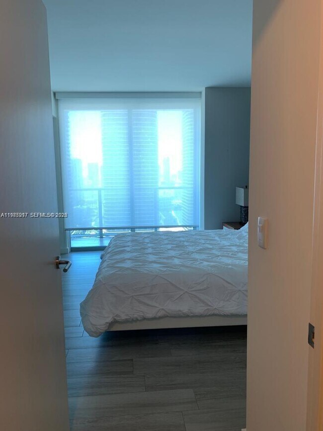 Building Photo - 1100 S Miami Ave