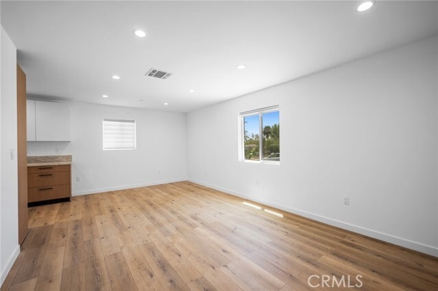 Building Photo - 17805 Ludlow St