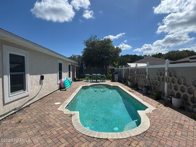 Building Photo - 1189 Summer Bluff Rd