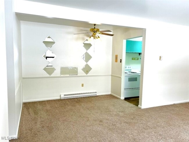 Building Photo - 407 Colonial Dr