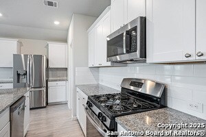 Building Photo - 15214 Counterpoint