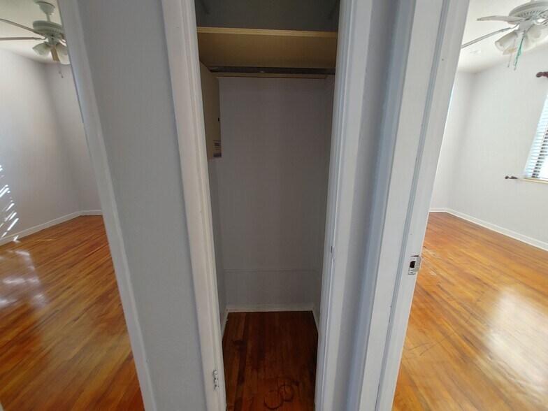 Building Photo - 14901 NW 9th Ct