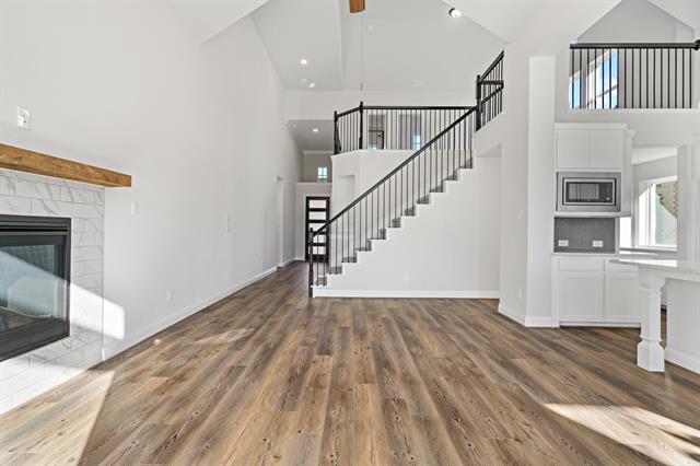 Building Photo - 124 Spanish Bluebell Dr