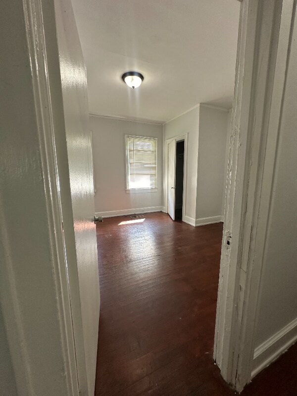 Building Photo - 529 Fulton Ave SW