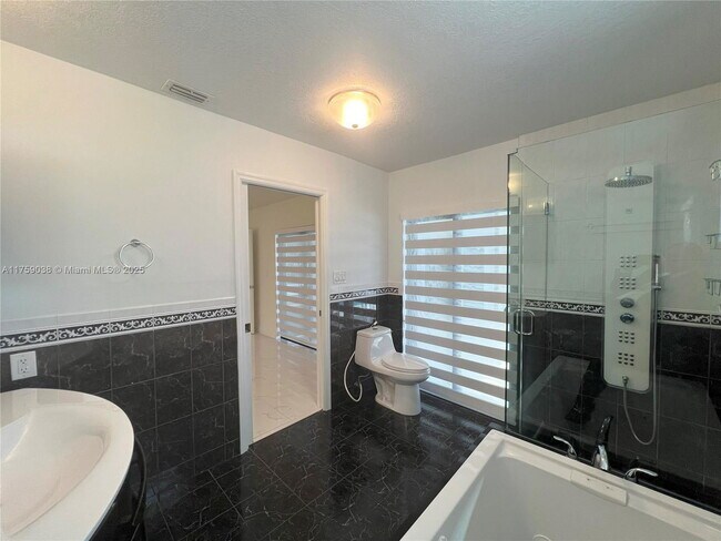 Building Photo - 8735 SW 54th Terrace