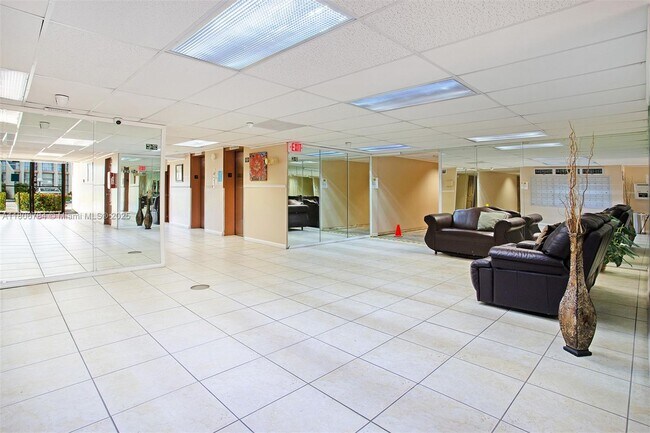 Building Photo - 601 Three Islands Boulevard