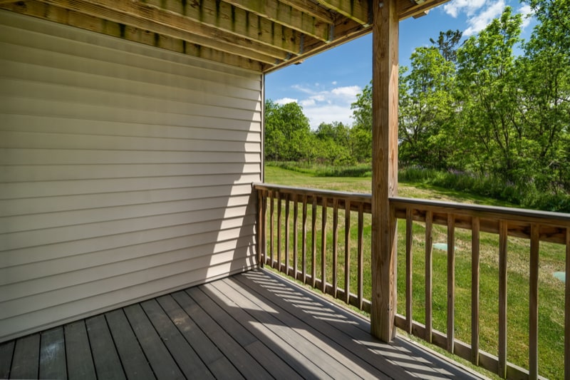 Building Photo - 1895 E Shore Dr