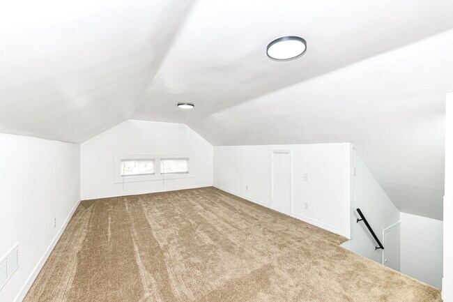 Building Photo - 3111 N Capitol Ave