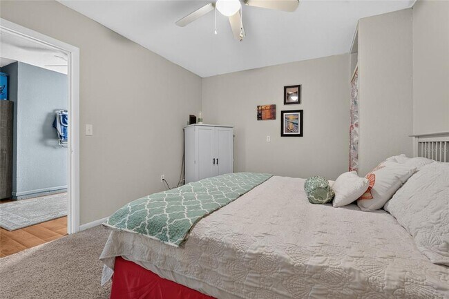 Building Photo - 4215 Pandora Rd