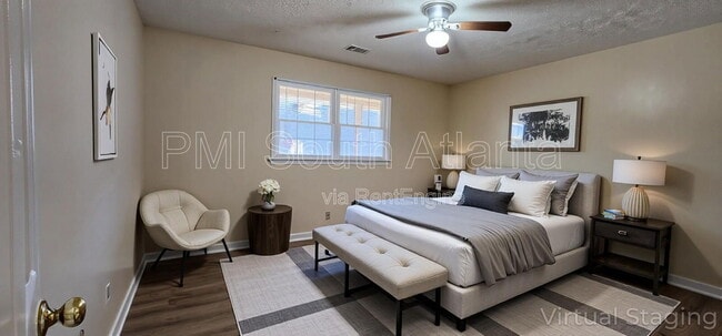 Building Photo - 3441 Southgate Trail SE