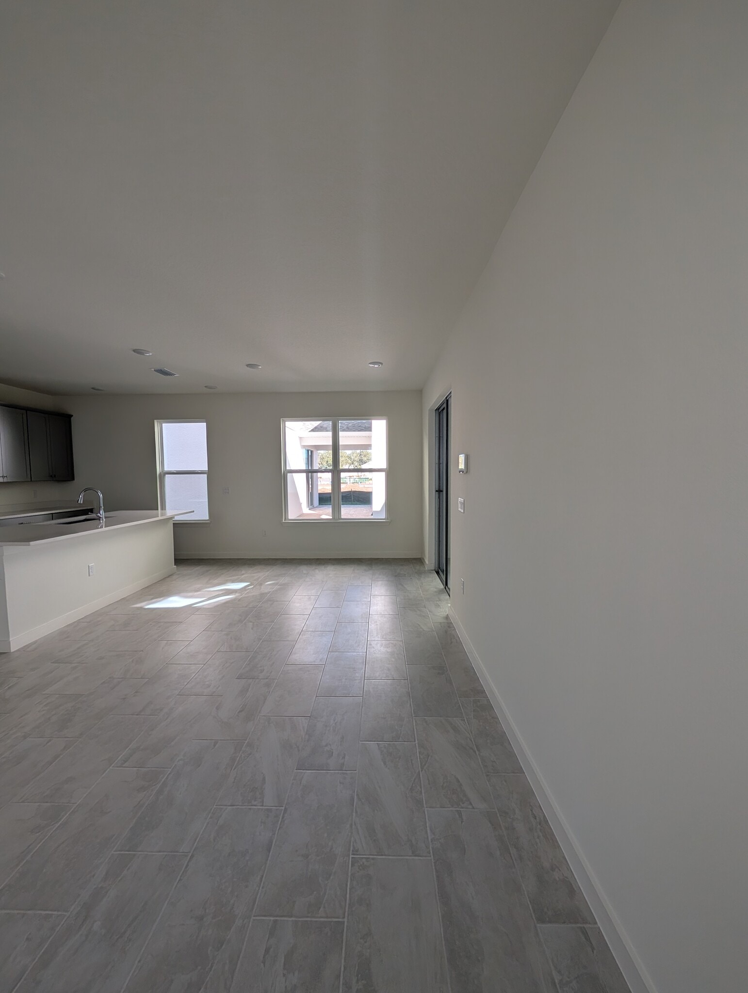 Building Photo - 1967 Iorio St