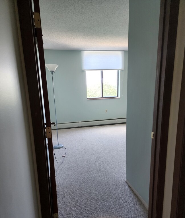 Bedroom entrance - 6500 Woodlake Dr