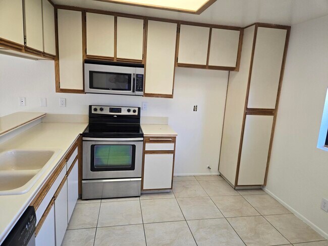 Building Photo - 28768 Taos Ct