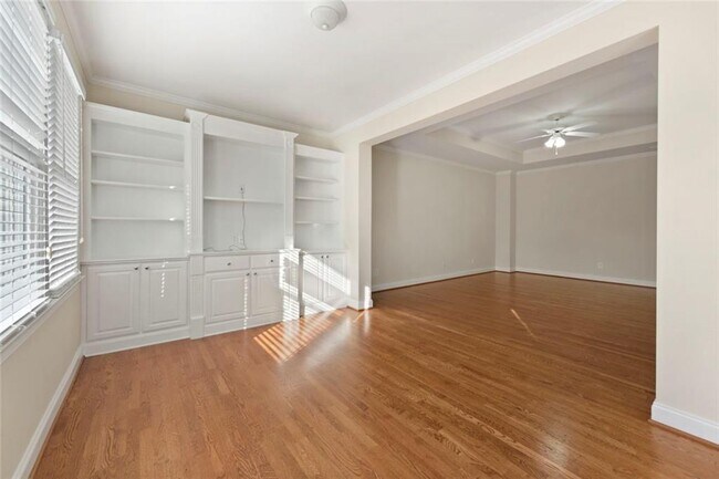 Building Photo - 5826 Riverstone Cir