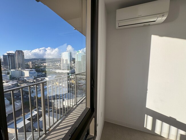 Building Photo - Aalii 2105