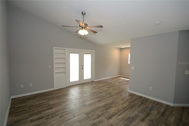 Building Photo - 107 Brunswick Ln