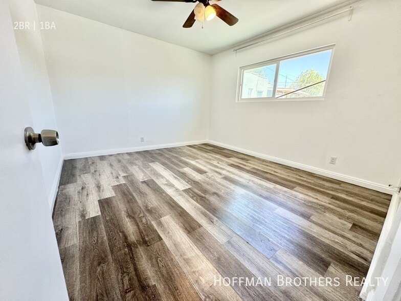 Building Photo - 1320 S Ridgeley Dr