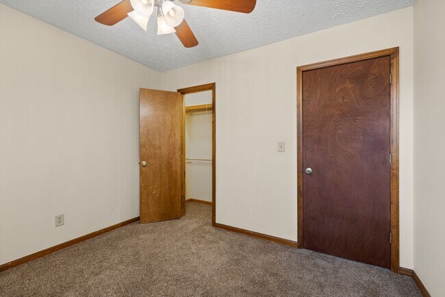 Building Photo - S1005-MF2