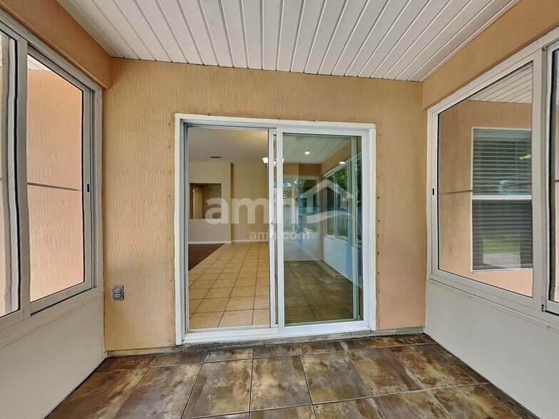 Building Photo - 11551 Spring Board Dr