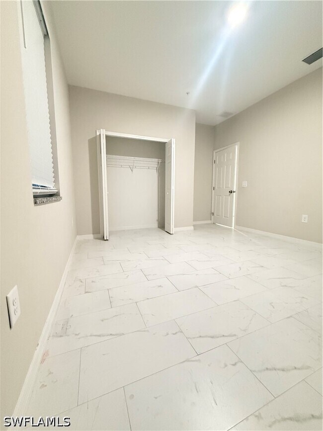 Building Photo - 212 Pullman St