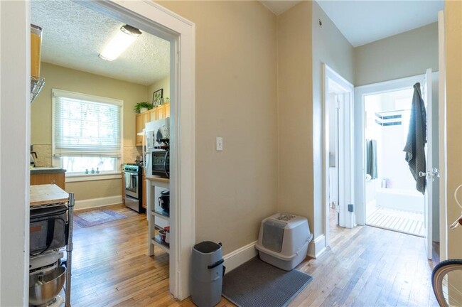 Building Photo - 1216 N Highland Ave NE