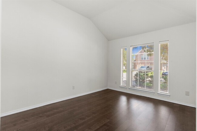 Building Photo - 11047 Pierce Valley Dr