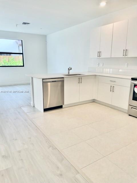 Building Photo - 269 SW 159th Ct
