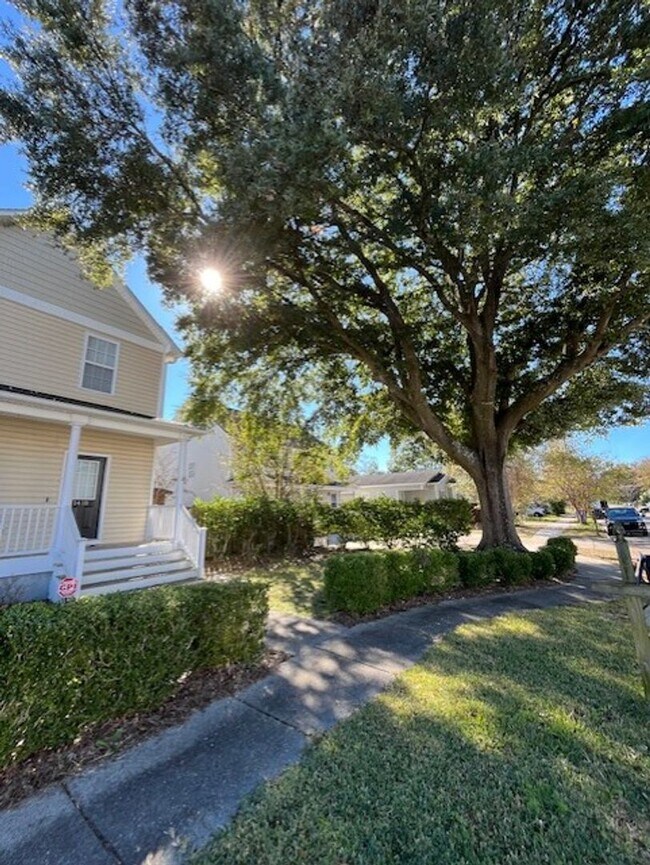 Building Photo - Lovely Home in the Love Grove subdivision!