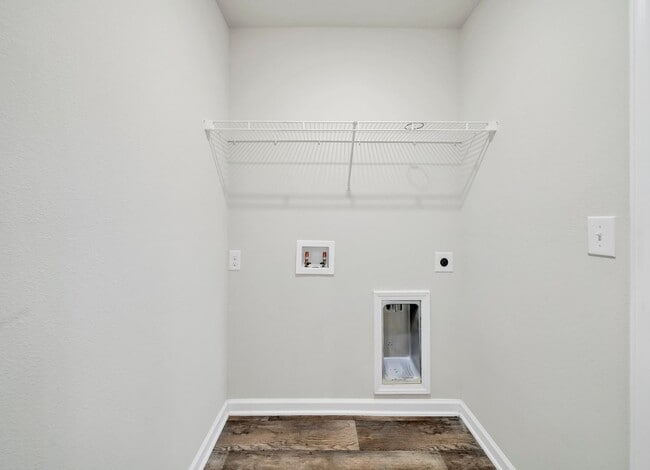 Building Photo - 1035 Limpkin St