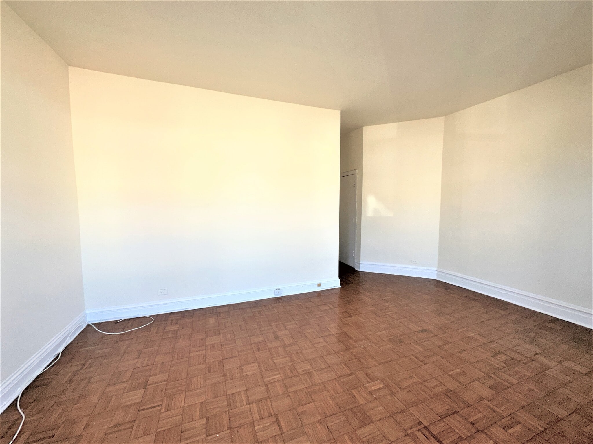 Building Photo - 3606 N Racine Ave