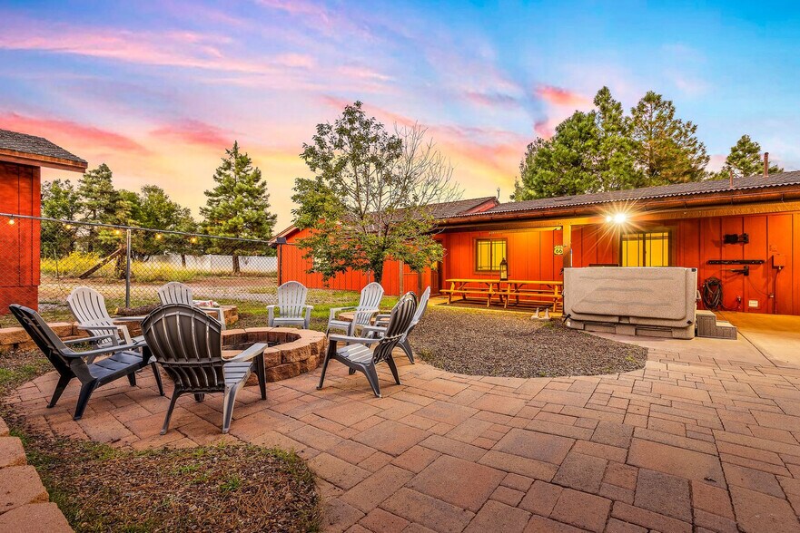 Building Photo - 5420 Cassi Ln