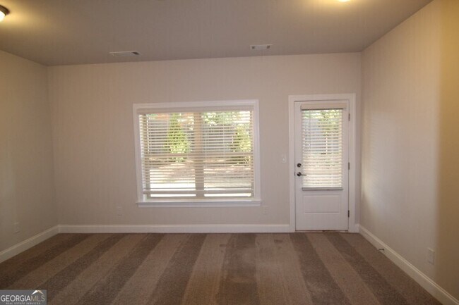 Building Photo - 1329 Rosen Rd