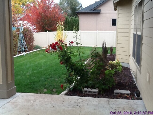 Building Photo - Beautiful home located  in Meridian