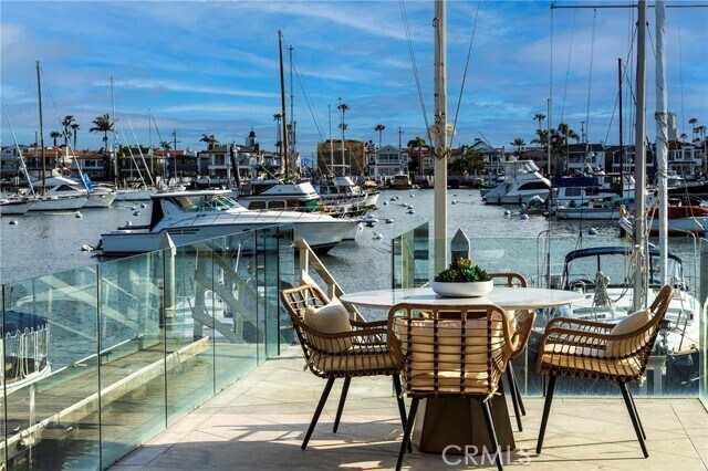 Building Photo - 517 Via Lido Soud