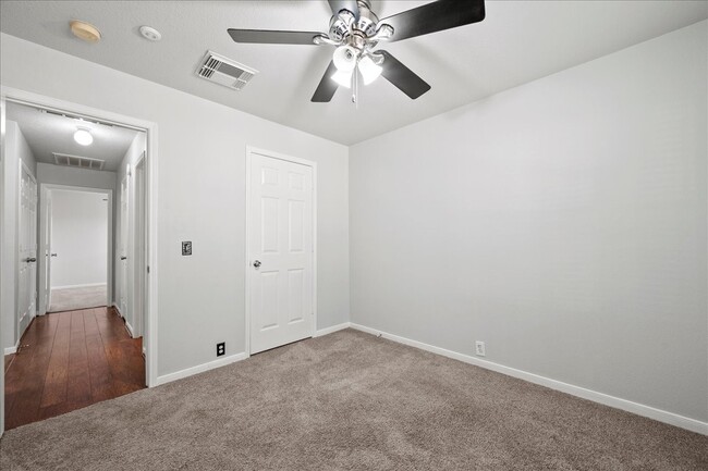 Building Photo - 17535 Prospect Meadows Dr