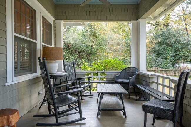 Building Photo - 290 Milledge Cir