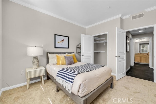 Building Photo - 3300 Watermarke Pl