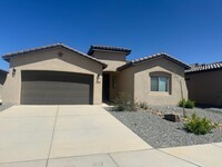 Building Photo - 2164 Solara Loop NE