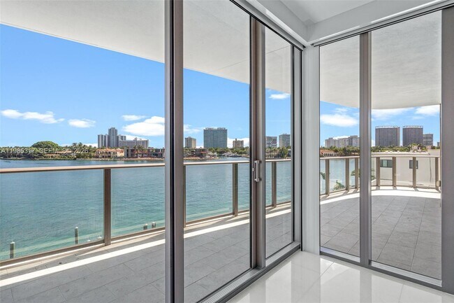 Building Photo - 1135 103rd St