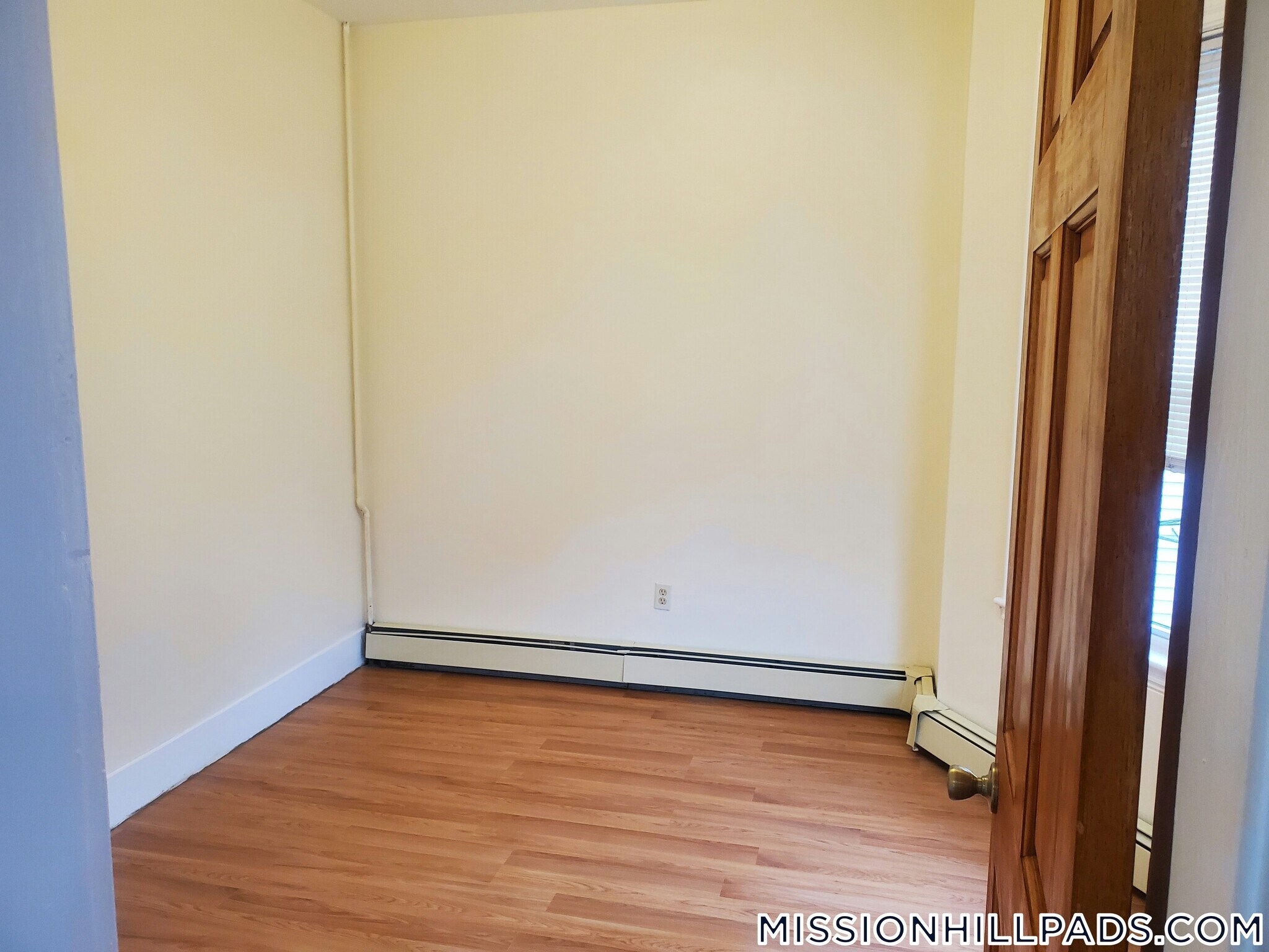 Building Photo - 103 Calumet St