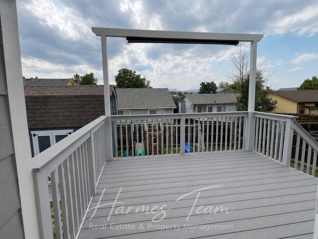 Building Photo - 5960 Grapevine Dr