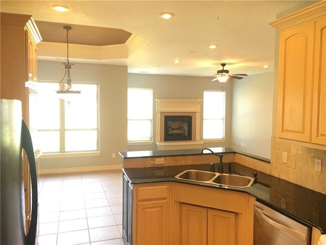 Building Photo - 4506 W Flagstick Dr