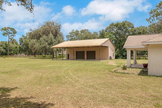 Building Photo - Spacious 4BR House in Citra