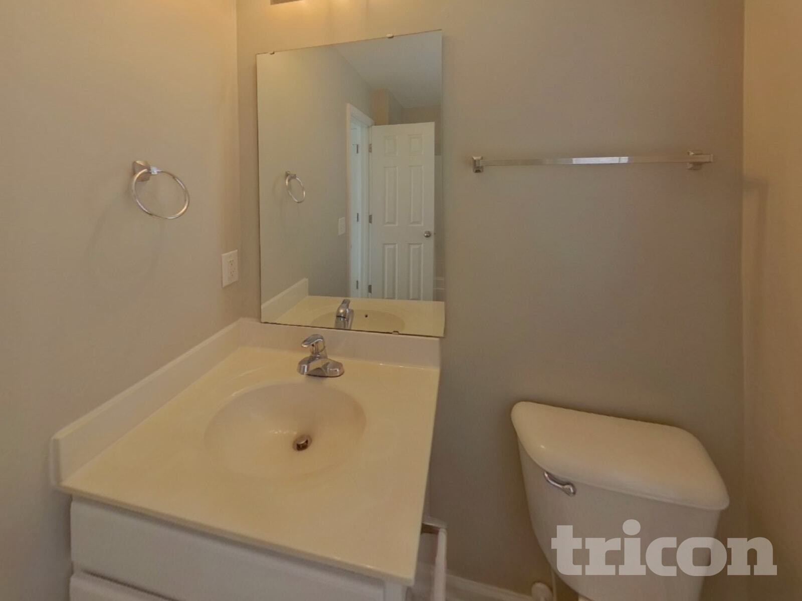 Building Photo - 1482 Kindred Cir NW