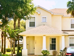 Building Photo - 1707 Retreat Cir
