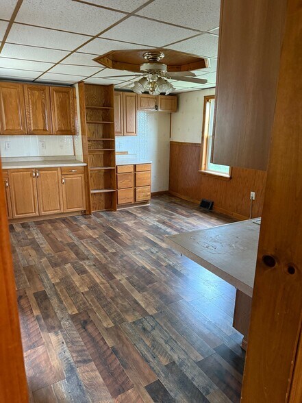 Building Photo - 1284 Cambria St