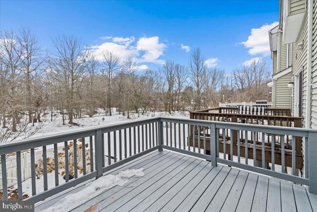 Building Photo - 14 Hearthstone Ln