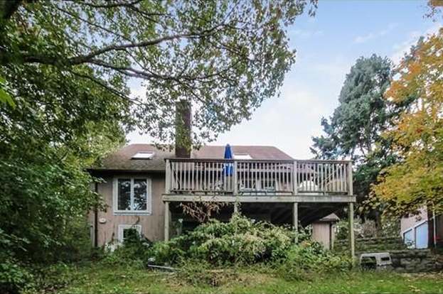 Building Photo - 13 Great Hill Rd